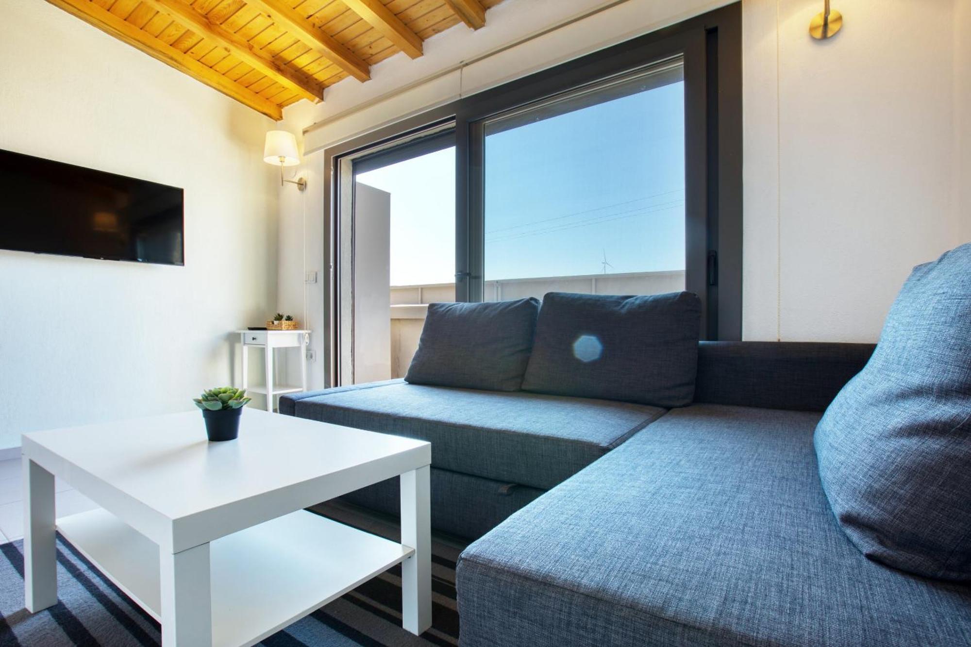Aegean Apartments - Marina & Chios Island View Cesme Room photo